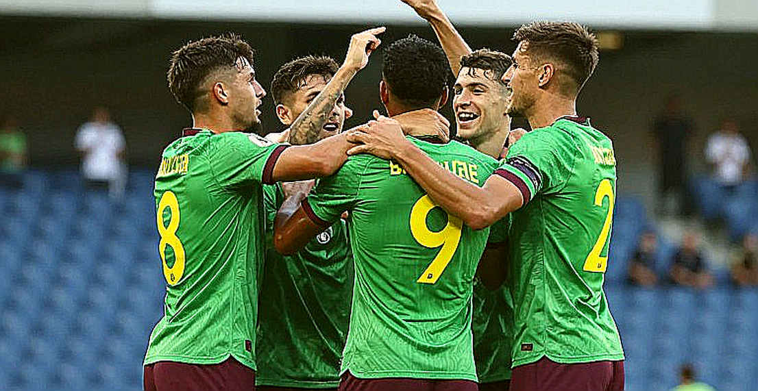 Barcelona: 425–450 triệu euro, mốc 1:1 và mùa đông phải bán trước khi mua