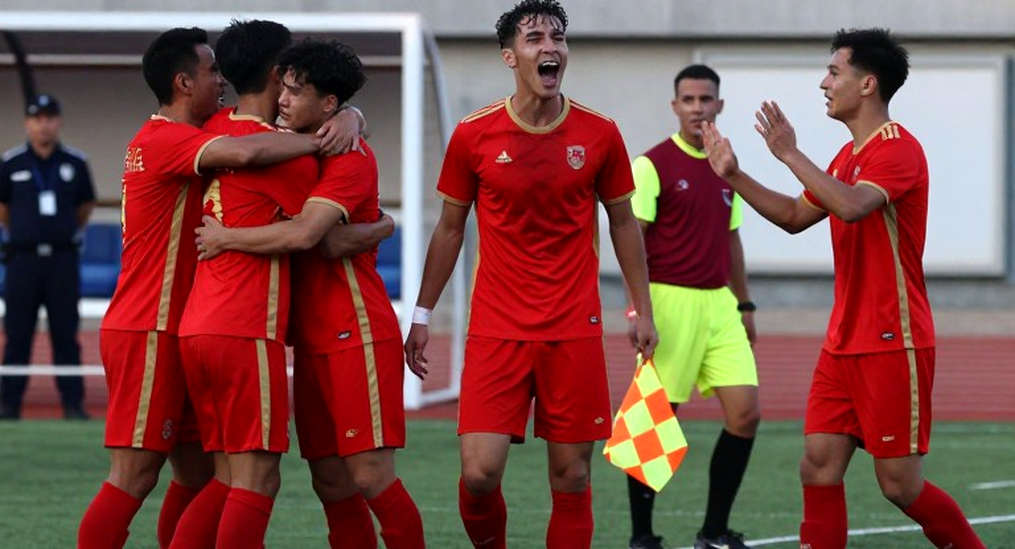 Erblin Osmani nhận hộ chiếu Kosovo: Bayern Munich và bóng đá Đức đứng trước nguy cơ mất viên ngọc 17 tuổi