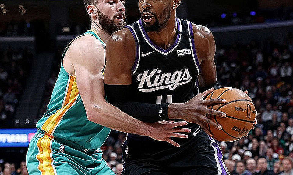 Lakers và canh bạc hợp đồng dài hạn: Sự 'liên tục' đang che giấu điều gì?